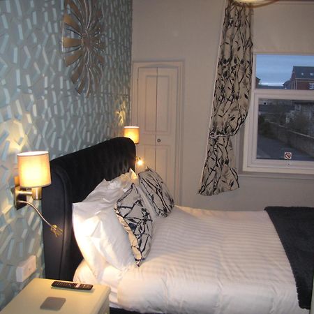 Ashmira Guest House Weymouth Extérieur photo
