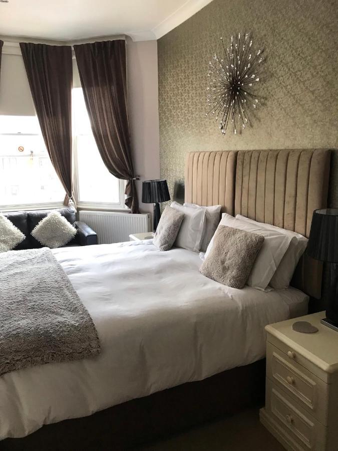 Ashmira Guest House Weymouth Extérieur photo