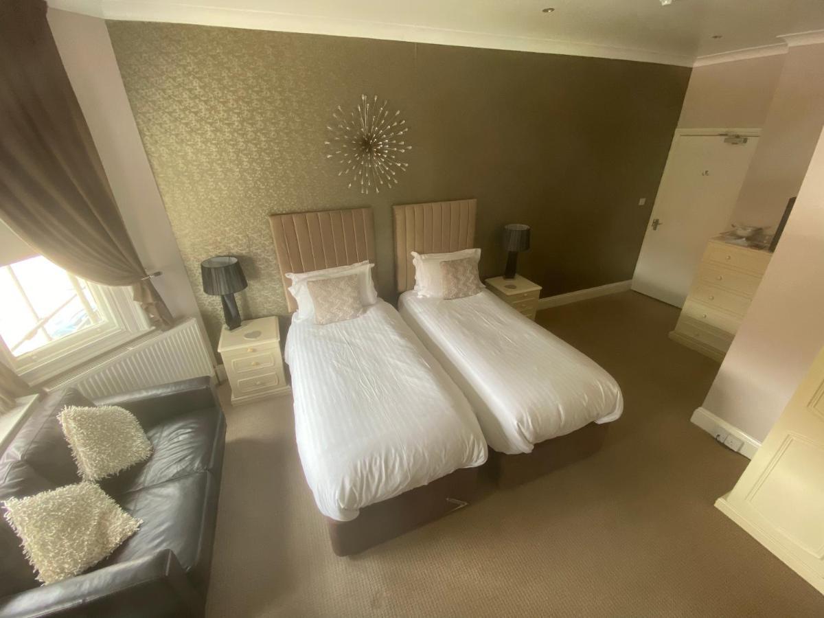 Ashmira Guest House Weymouth Extérieur photo
