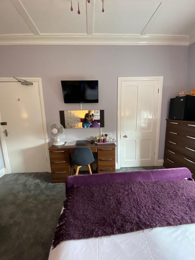 Ashmira Guest House Weymouth Extérieur photo