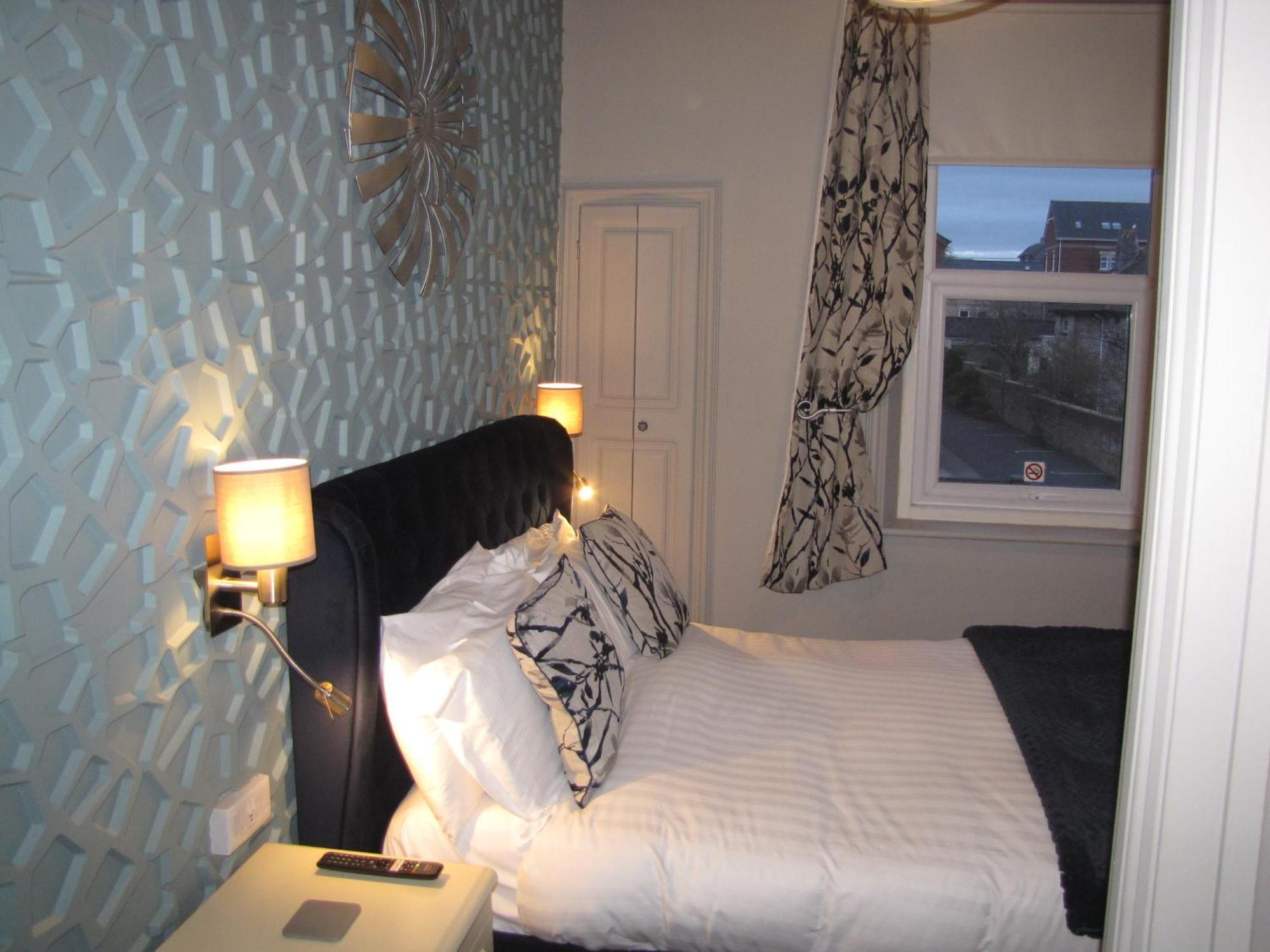 Ashmira Guest House Weymouth Extérieur photo