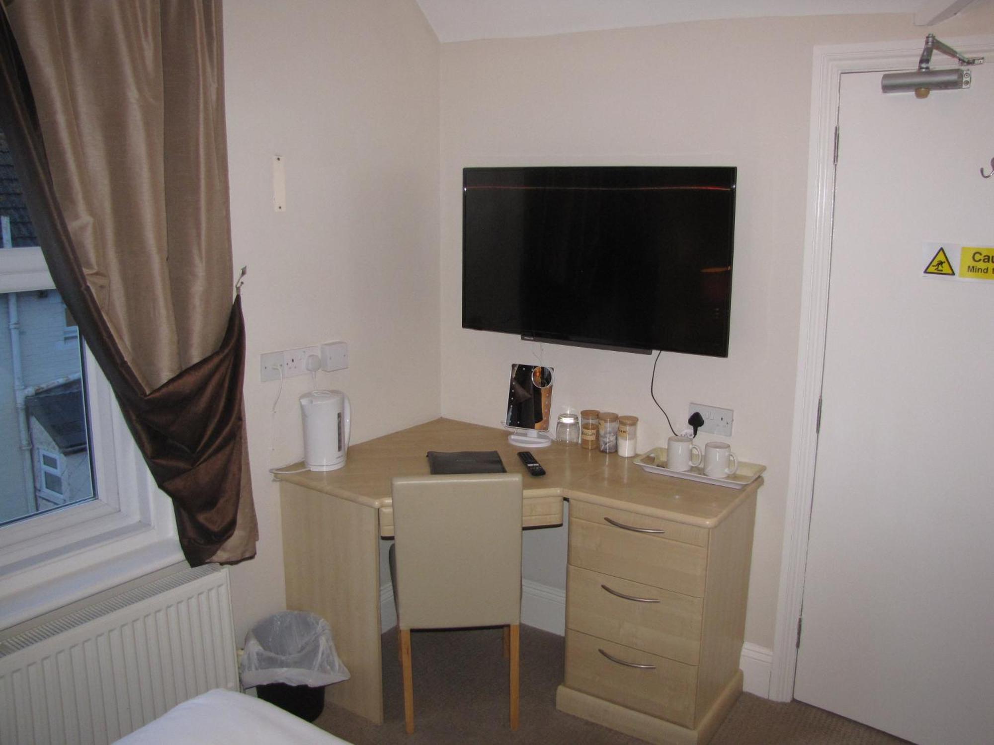 Ashmira Guest House Weymouth Extérieur photo