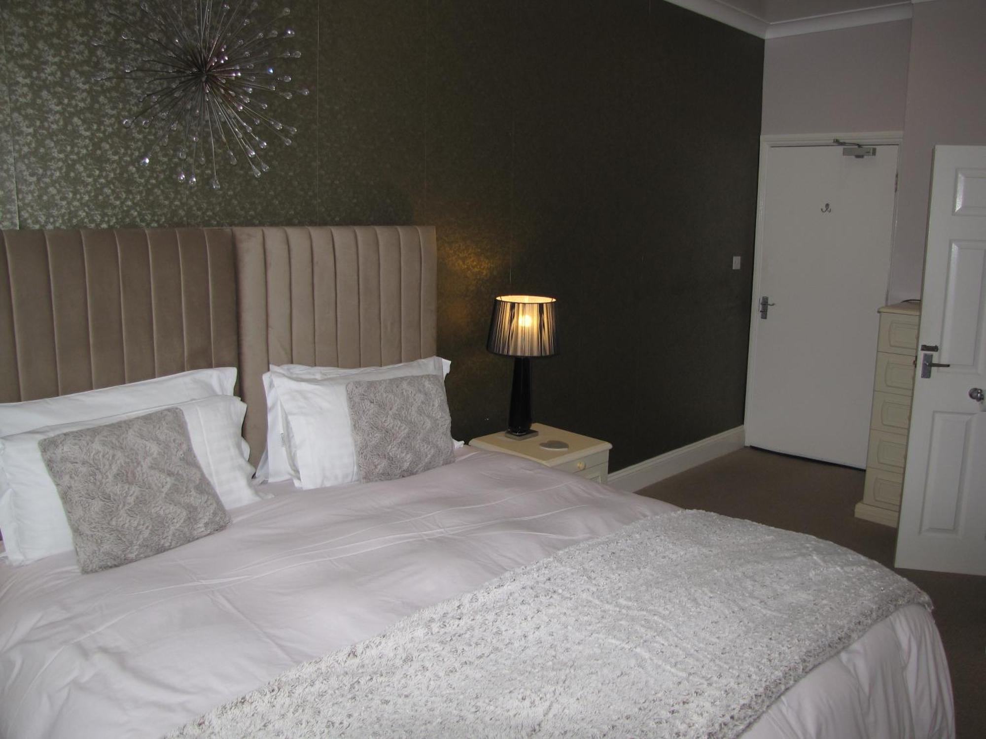 Ashmira Guest House Weymouth Extérieur photo