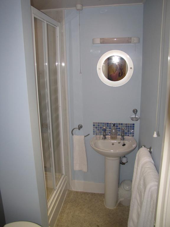 Ashmira Guest House Weymouth Extérieur photo