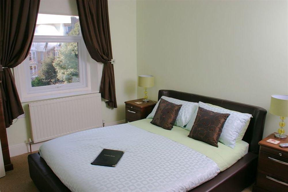 Ashmira Guest House Weymouth Extérieur photo