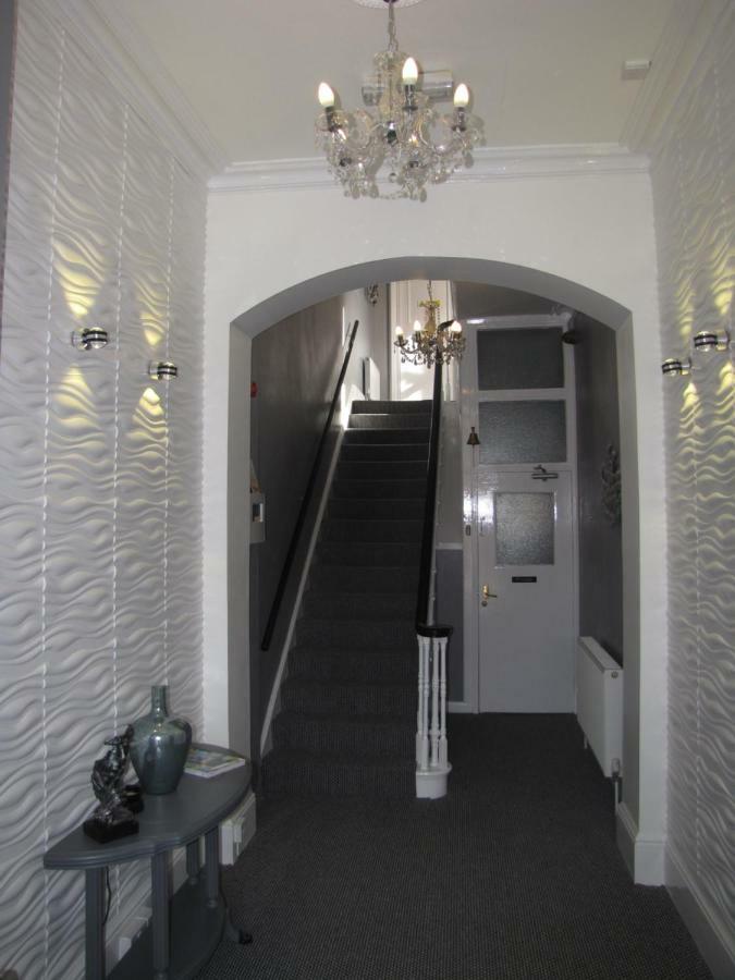 Ashmira Guest House Weymouth Extérieur photo